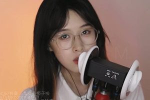 清纯小姐姐椰子kiss舔耳（23.07.06~1）