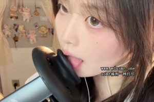 椰椰拿铁白丝吮吸舔耳（25.05.31~1）