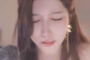 小一熟了 高潮表情的自我表演（25.07.23~3）