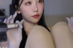 酥酥学姐 丝里丝摩擦按摩手丝丝脚双麦享受（26.06.29~1）