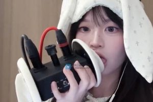 椰椰拿铁 蠕动舔耳（26.07.12~1）