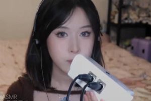其实是椰子啦 一边喊宝贝一边舔耳（26.08.13~1）